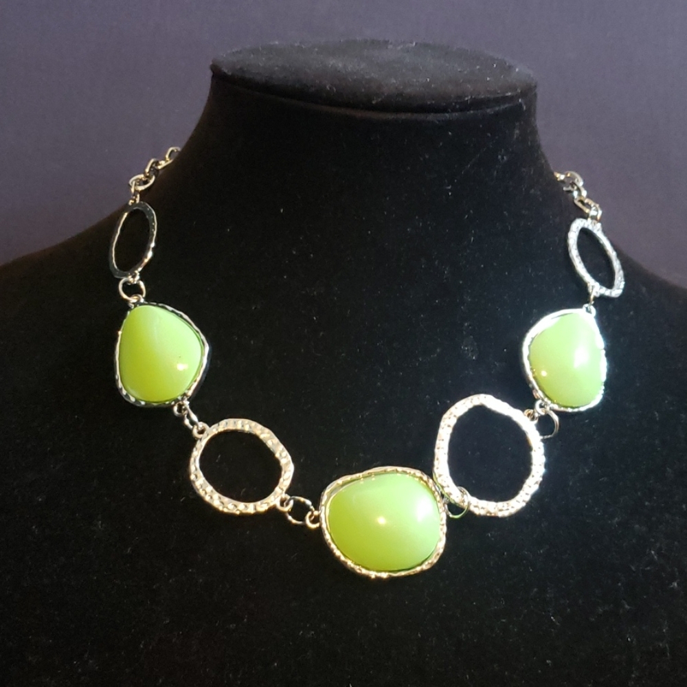 Paparazzi Jewelry: 1year Vintage